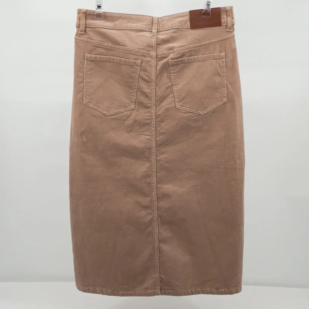 NWT Shyanne Tan Corduroy Skirt Size 29 waist Mid Length Boot Barn - Picture 2 of 7